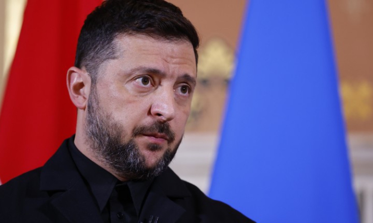 Зеленски: Няма да предам Украйна